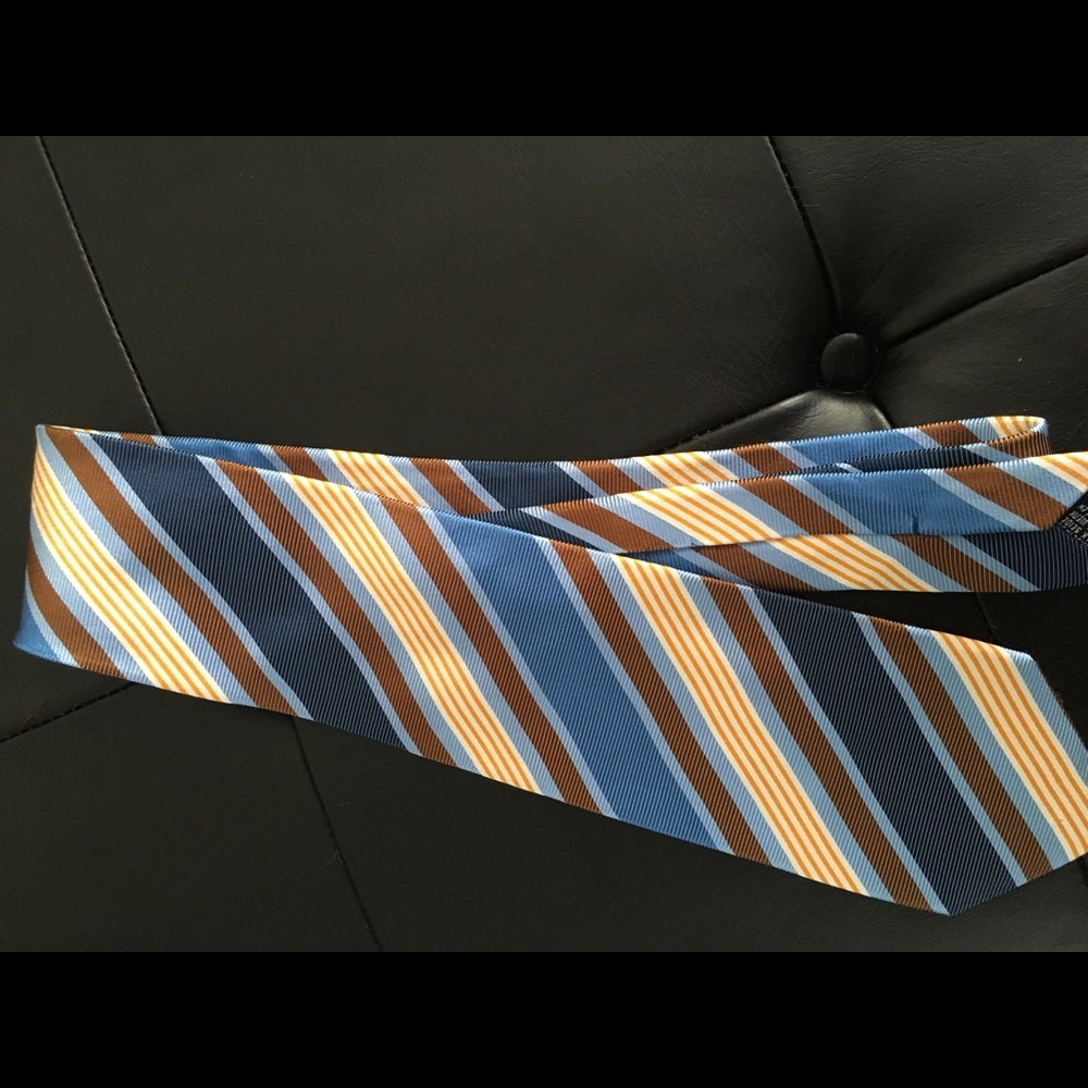 Hugo Boss 💯% silk tie